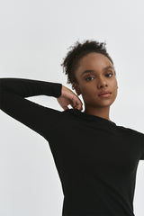 ROSA | Slim Fit Crew Neck in Black