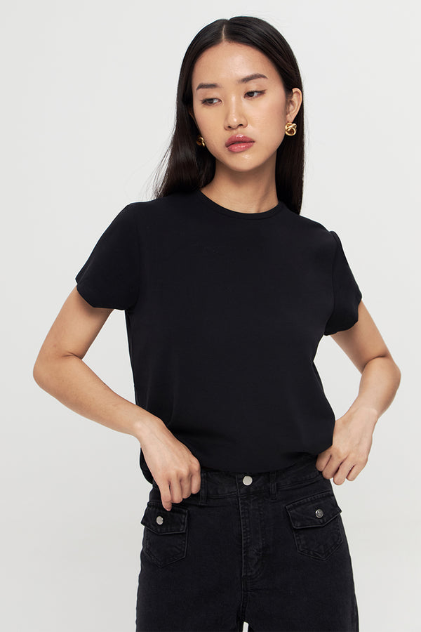 FIONA  | Regular Fit Crew Neck T-shirt in Black