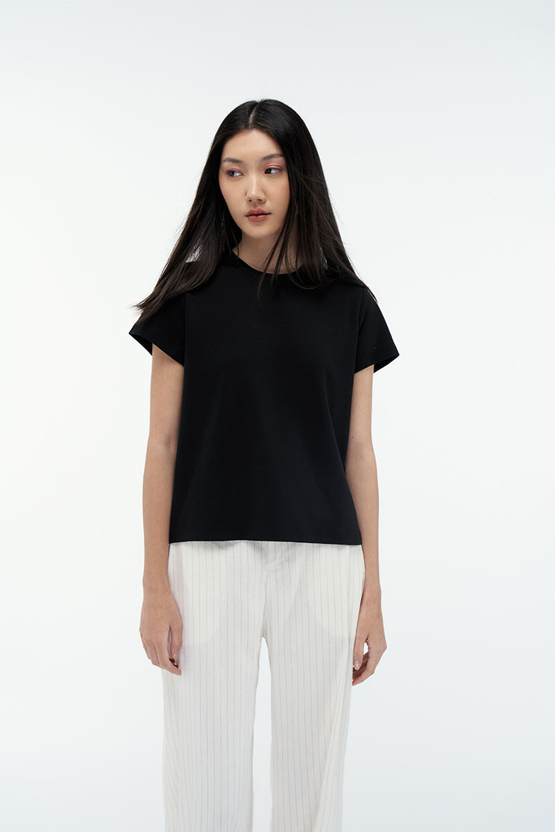 FIONA  | Regular Fit Crew Neck T-shirt in Black